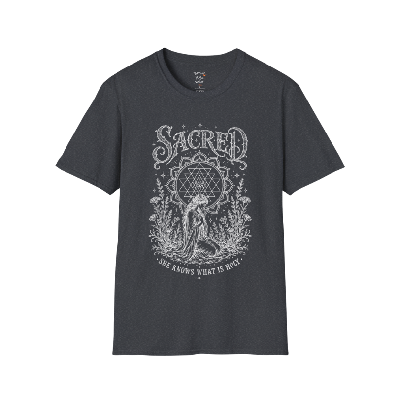 Sacred dark sacred yoga shirt in dark heather grey — Sri Yantra and kneeling woman engraving design — Sacred Thread collection by Ramro Yoga Wear